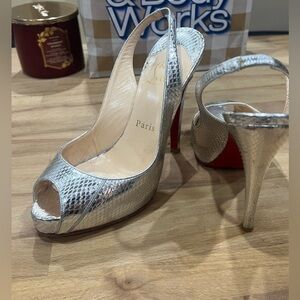Christian Louboutin Metallic Silver Python Peep Toe Slingback Platform Pumps